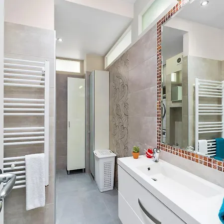 Natali Apartamento *